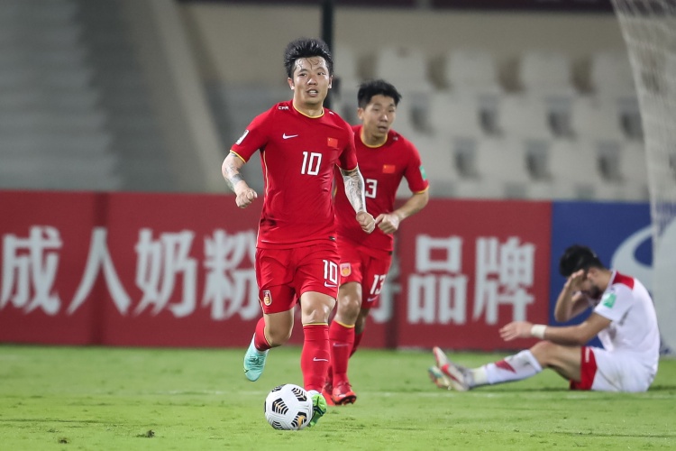 张稀哲力挺国足开启新征途