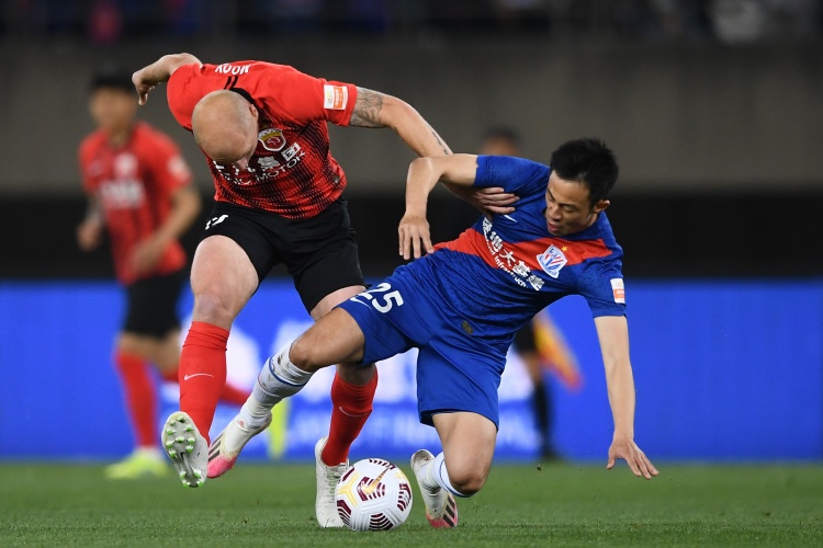 五一过后，申花与海港将飞抵大连赛区