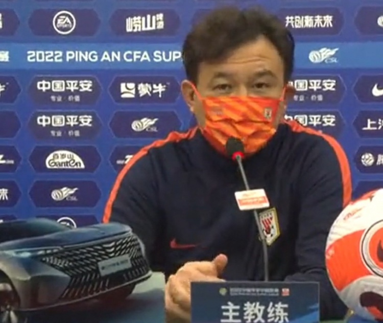 郝伟回应伤病与行程挑战