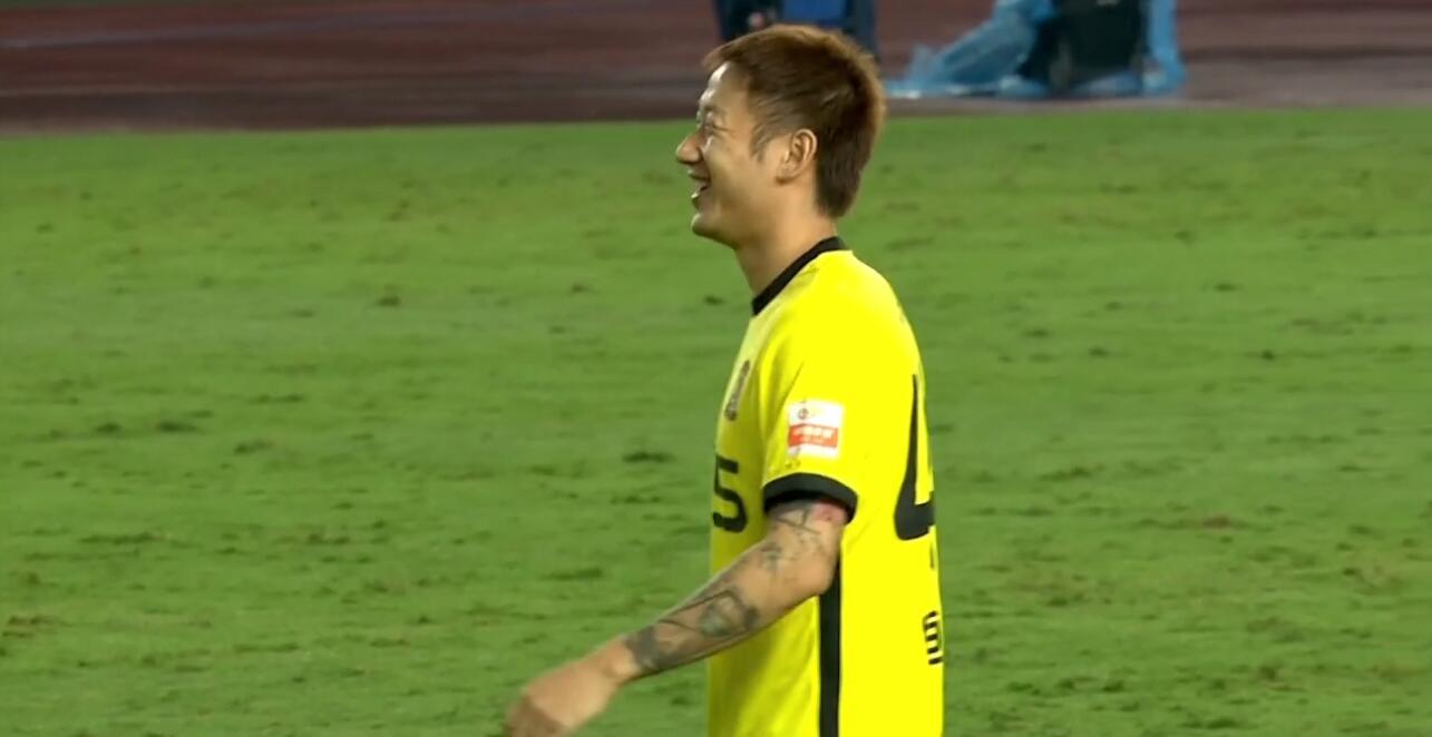 35岁荣昊替补李学鹏迎归队首秀