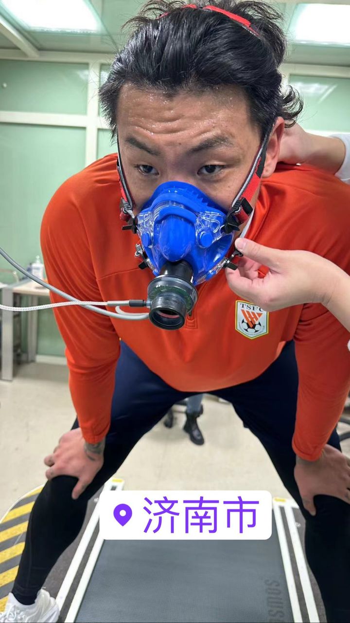 泰山归人！王大雷已归队备战新季
