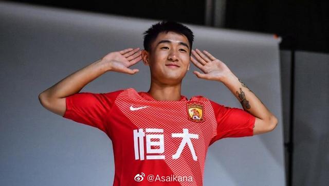 华裔球员王毅转投武汉三镇