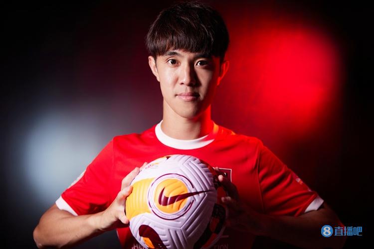 前国脚李建滨退役