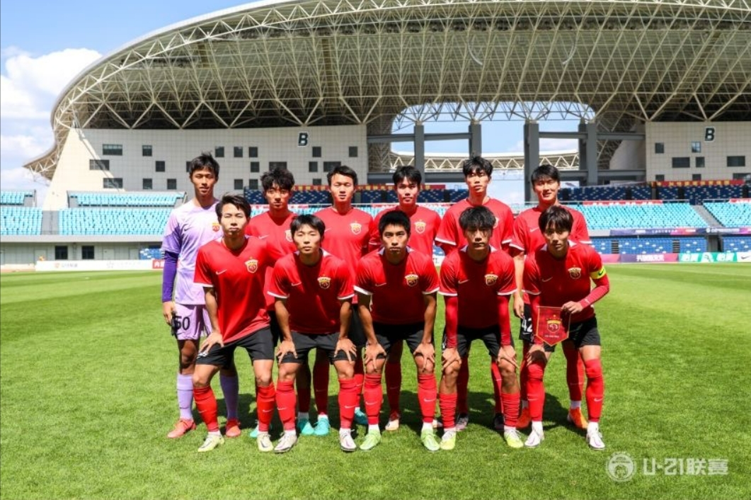 青年才俊较量：双方战成1:1平