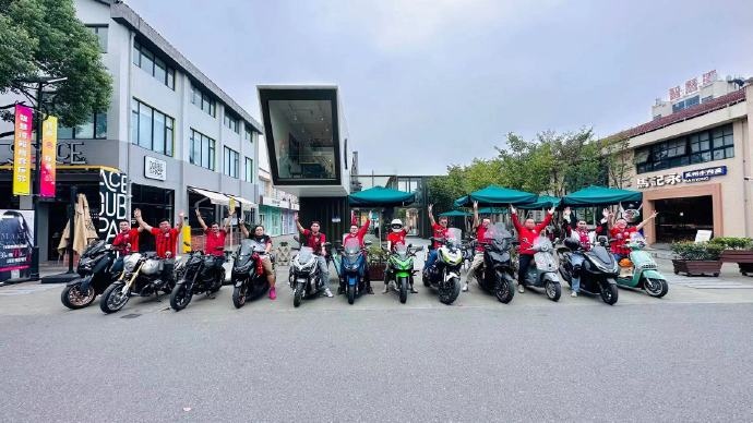 感谢远征军陪伴让月更圆