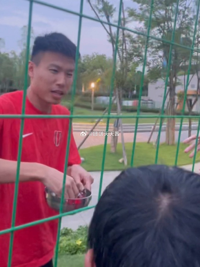 杨一鸣分享车厘子时刻
