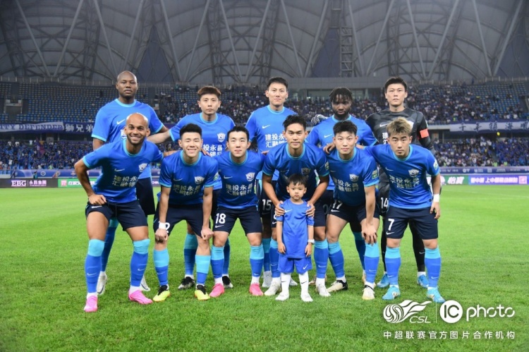 变阵未成功丨雄狮主场2-4败北