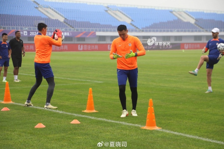 泰山足协杯训练焦点：门将点球扑救