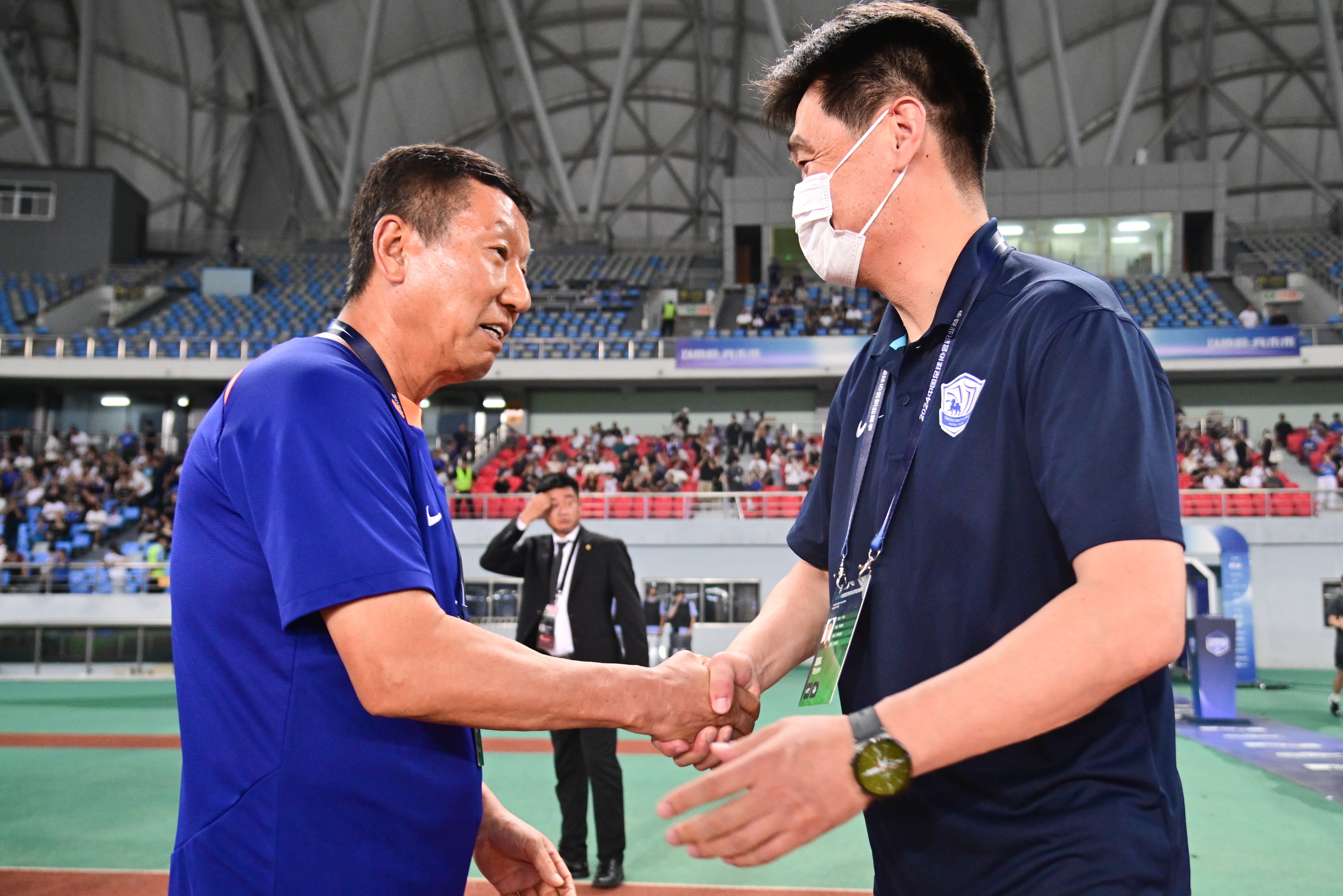 李霄鹏大概率入主青岛海牛|山东泰山引援预计不会有太大调整