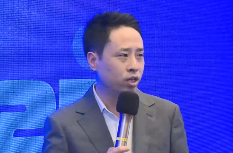 留住火种：龙跃冰城的会员制理想