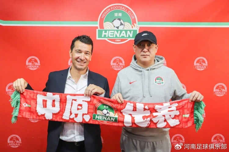 前效力三镇大连人主帅转型技术总监