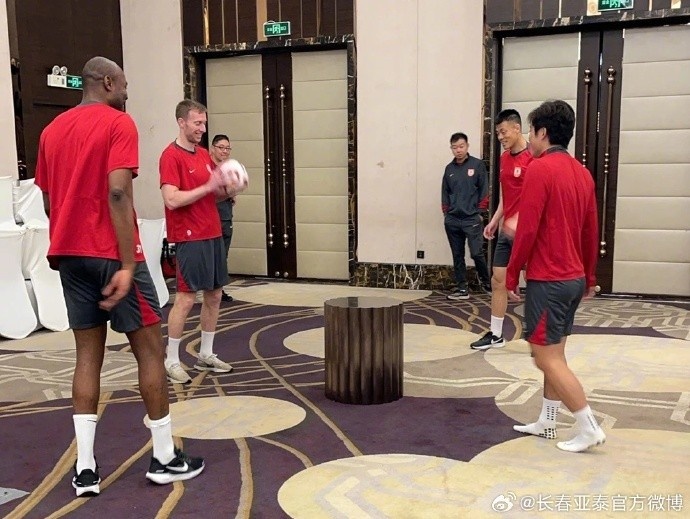  亚泰队加足马力迎接鹏城挑战