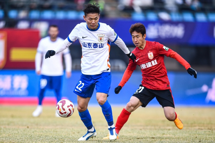 李源一、余望表现亮眼